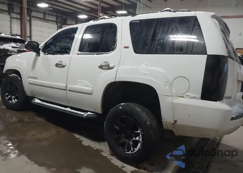 2007 Chevrolet Tahoe Lt из США, поврежденный, VIN 1GNFK13077R427307